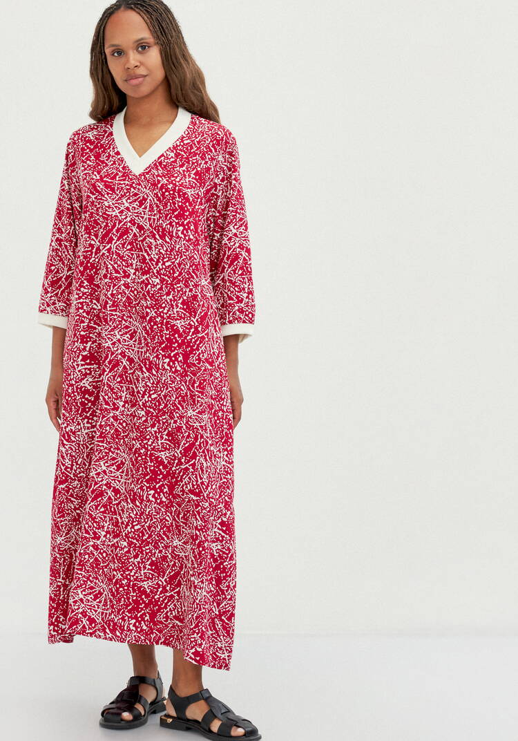 Платье А-силуэта с контрастной отделкой шир.  750, рис. 12