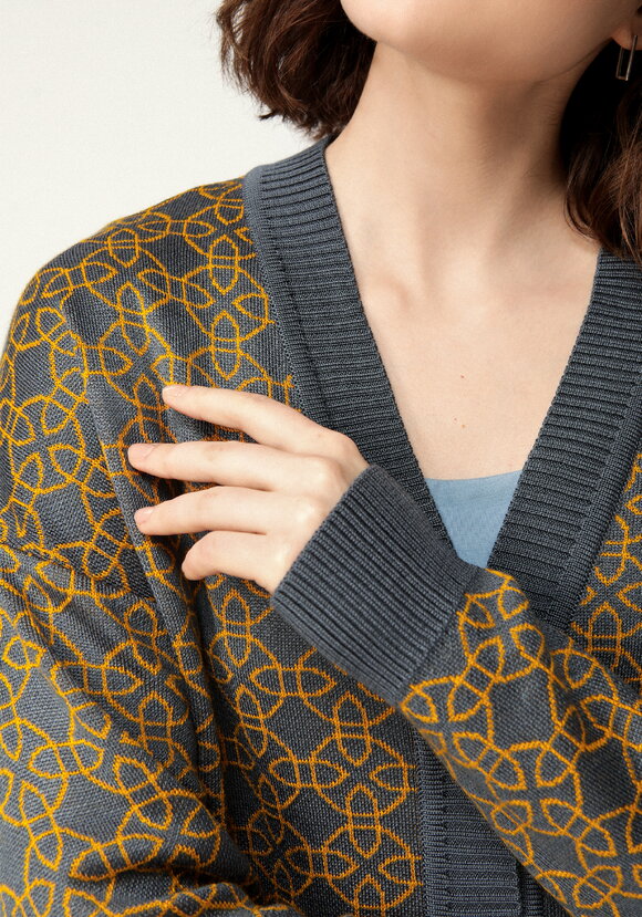 Костюм трикотажный свободного кроя шир.  580, рис. 16