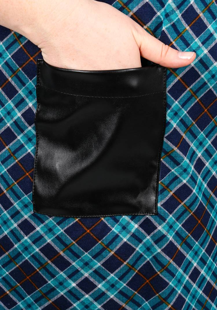 Платье в клетку с карманами из эко-кожи шир.  750, рис. 11