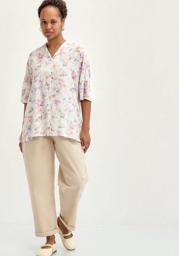 Блуза со спущенным плечом и с воротом шаль шир.  580, рис. 2