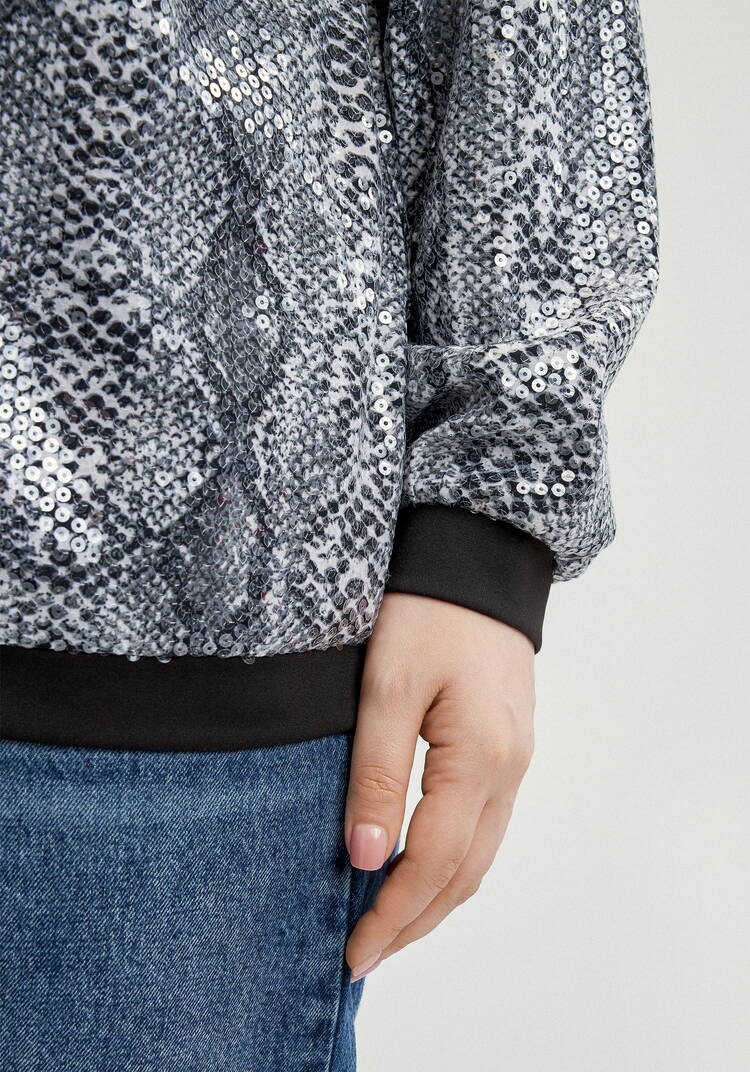 Бомбер с пайетками на подкладке шир.  750, рис. 6