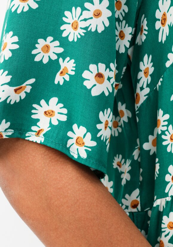 Платье с отрезной талией и коротким рукавом шир.  580, рис. 35