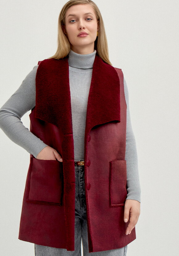 Жилет из эко дубленки шир.  580, рис. 1