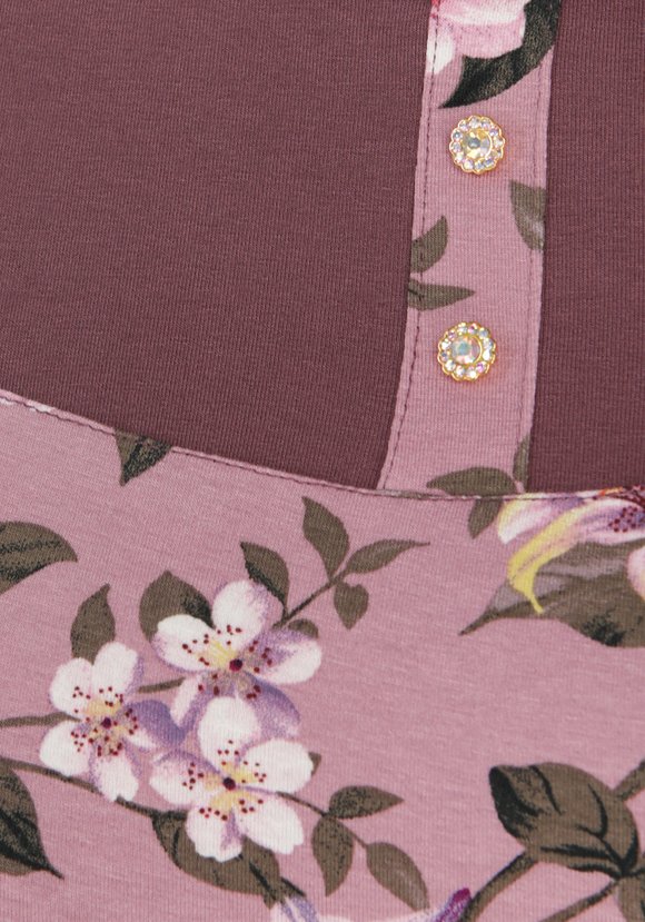 Платье с карманами прямого силуэта на кокетке шир.  580, рис. 8