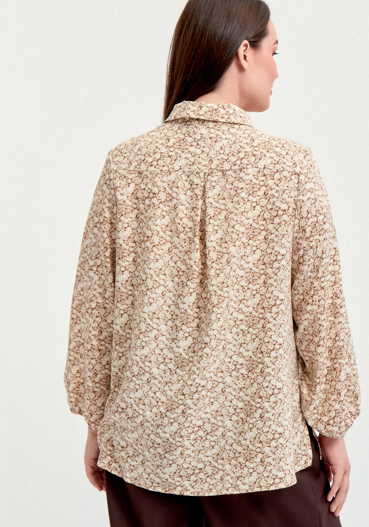 Блуза со складкой по спинке шир.  750, рис. 11