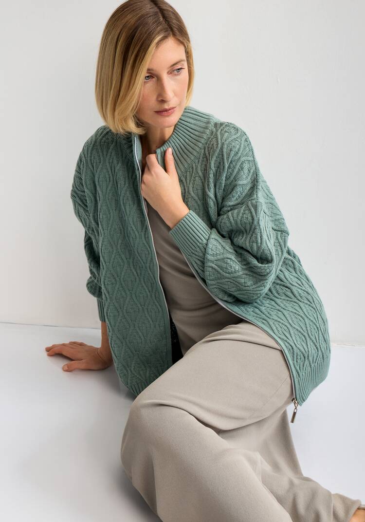 Кардиган на молнии с вязкой в виде ромбов шир.  750, рис. 3