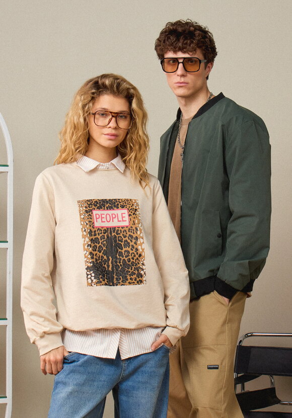 Свитшот с анималистичным принтом на груди шир.  580, рис. 12