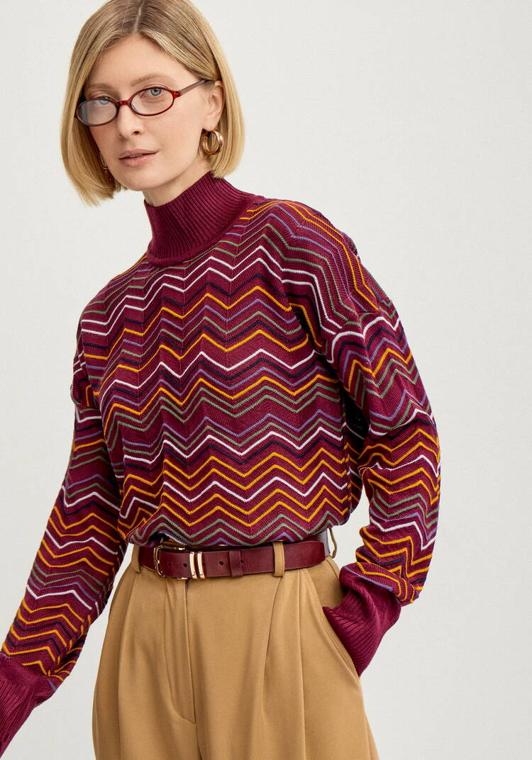 Свитер с высоким горлом и принтом зигзаг шир.  750, рис. 37