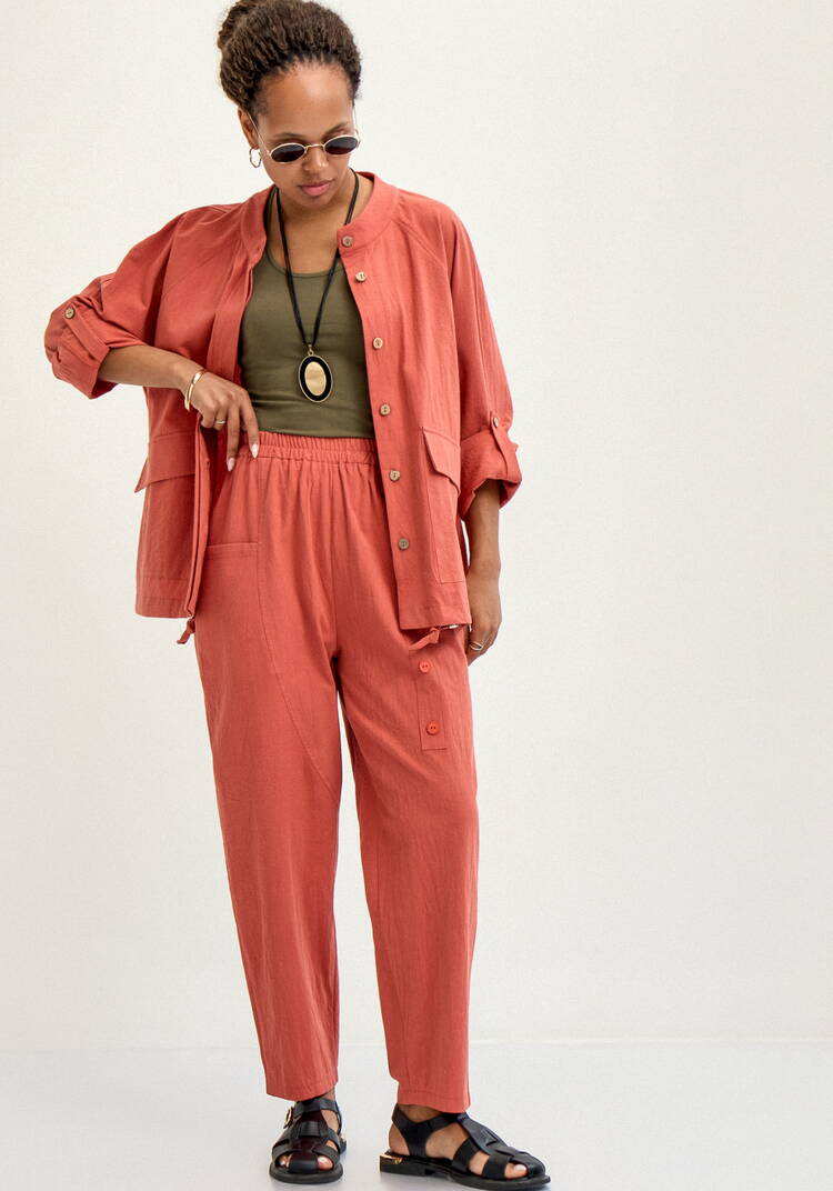 Брюки с декоративной планкой и карманами шир.  750, рис. 24