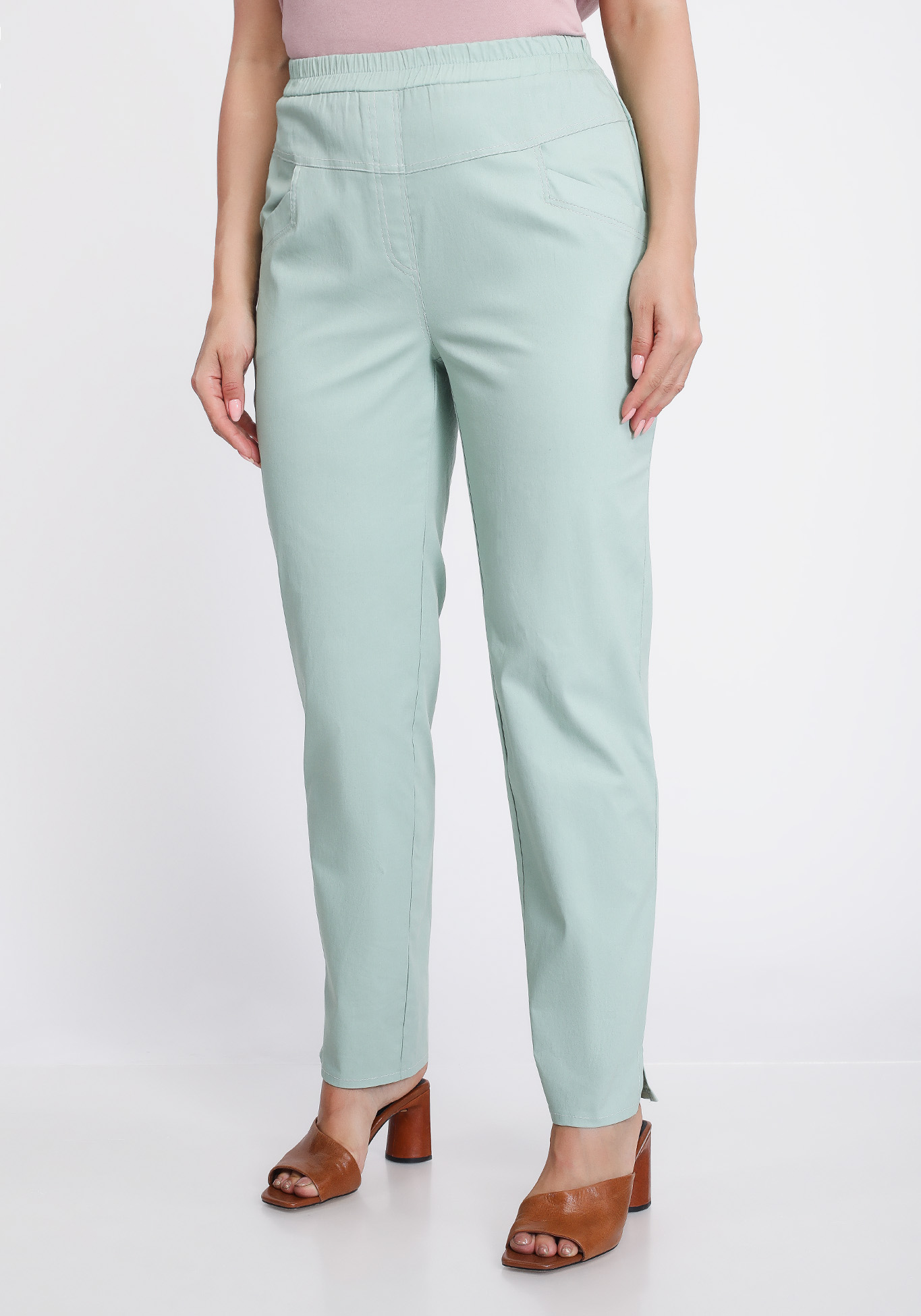 Брюки полуприлегающего силуэта