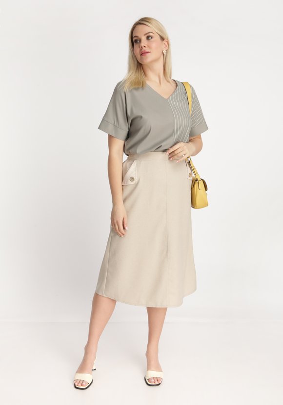 Блуза с боковыми разрезами шир.  580, рис. 10