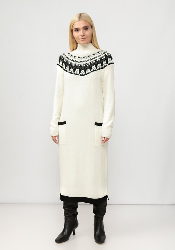 Платье вязаное со скандинавским рисунком шир.  580, рис. 11