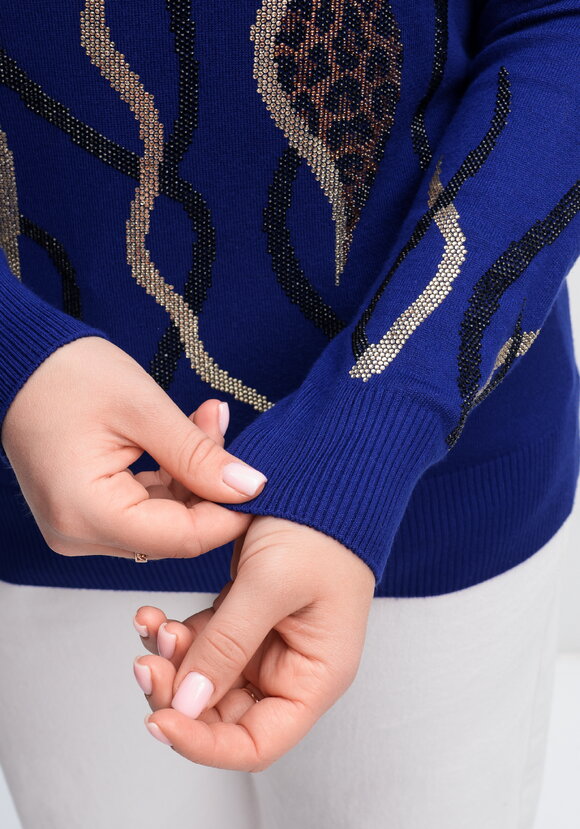 Джемпер с абстракцией на рукавах и полочке шир.  580, рис. 16