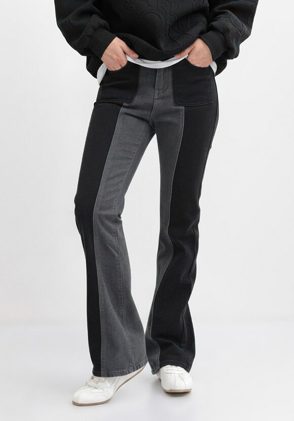 Джинсы комбинированные двухцветные шир.  580, рис. 10