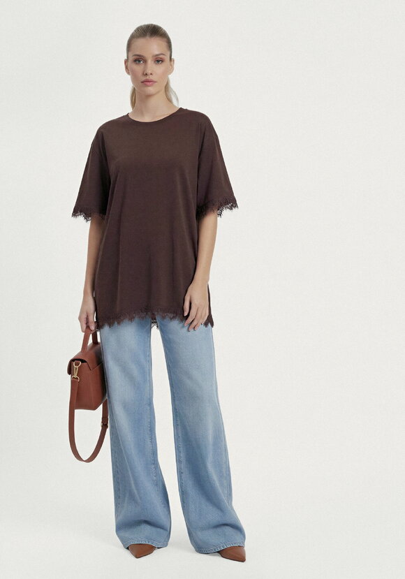 Блуза с отделкой из кружевa шир.  580, рис. 11