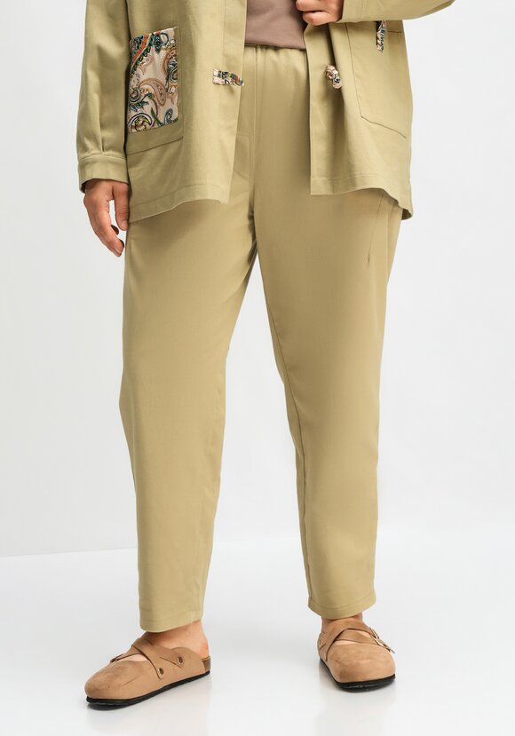 Брюки с контрастной отделкой шир.  580, рис. 1