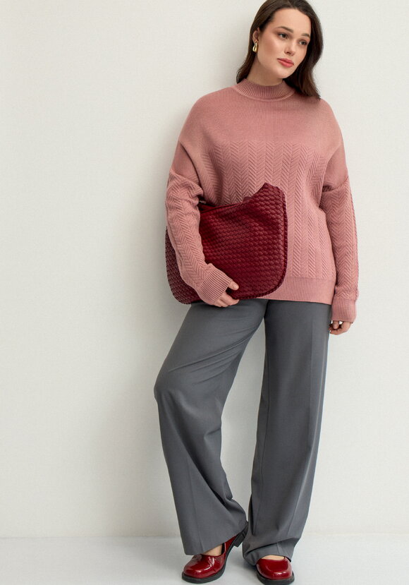 Джемпер с горлом и со спущенным плечом шир.  580, рис. 2