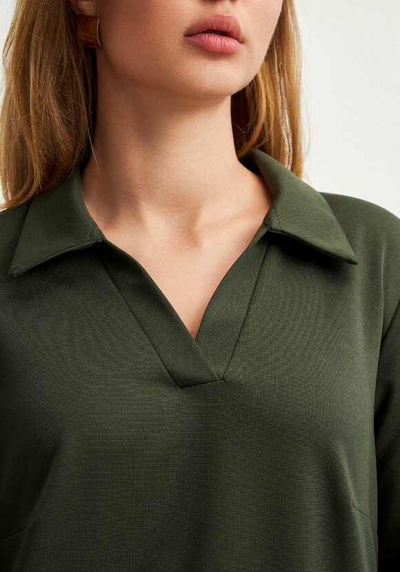 Платье с разрезами по бокам и карманами шир.  580, рис. 5