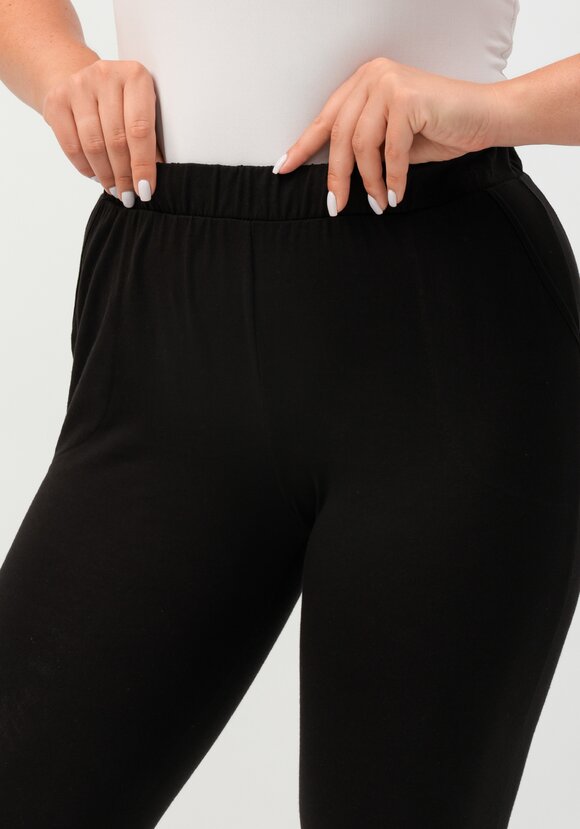 Костюм с принтом на футболке шир.  580, рис. 27