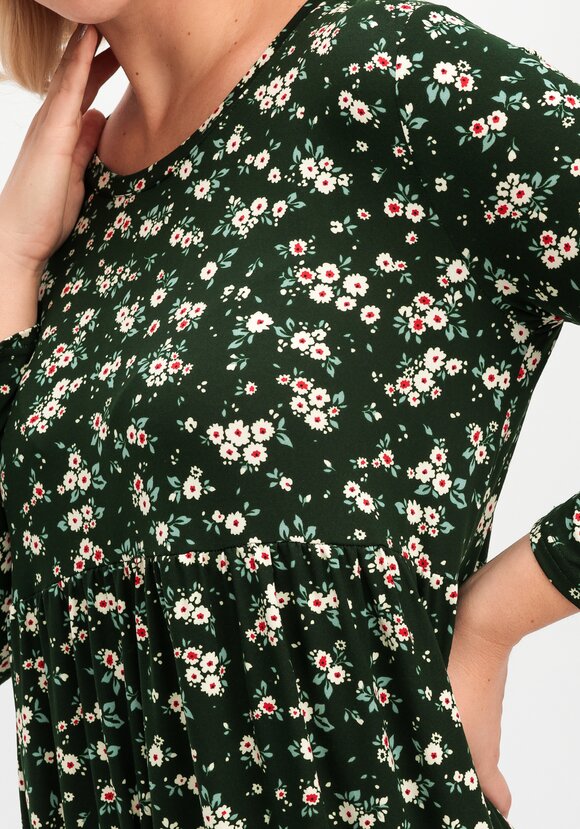 Платье с цветочным рисунком и рукавами 3/4 шир.  580, рис. 31