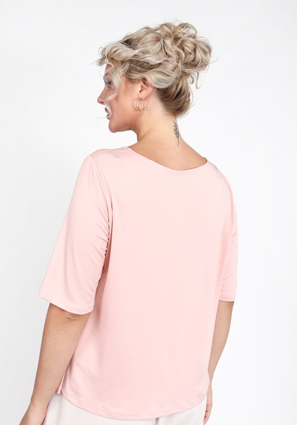 Блуза со складками на плече шир.  580, рис. 6