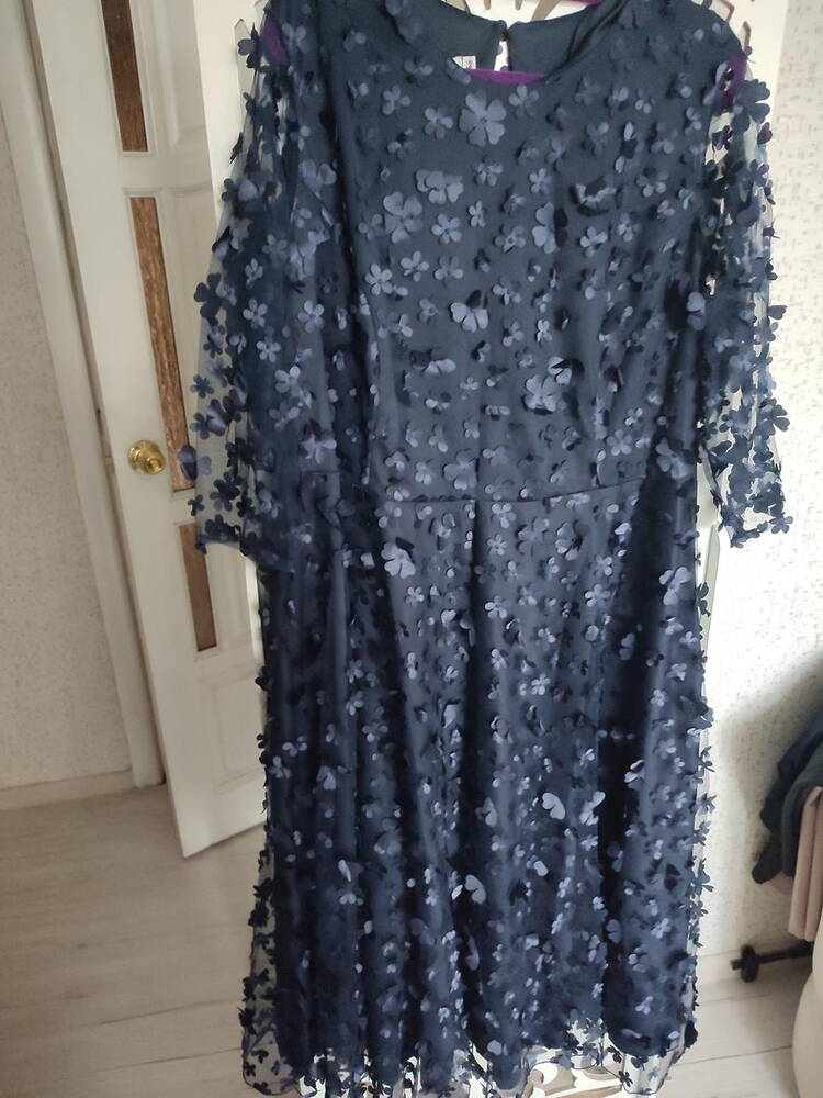 Платье женское шир.  750, рис. 1