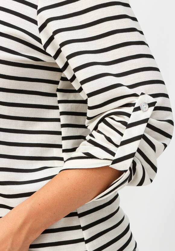 Лонгслив в полоску с патами на рукавах шир.  580, рис. 6