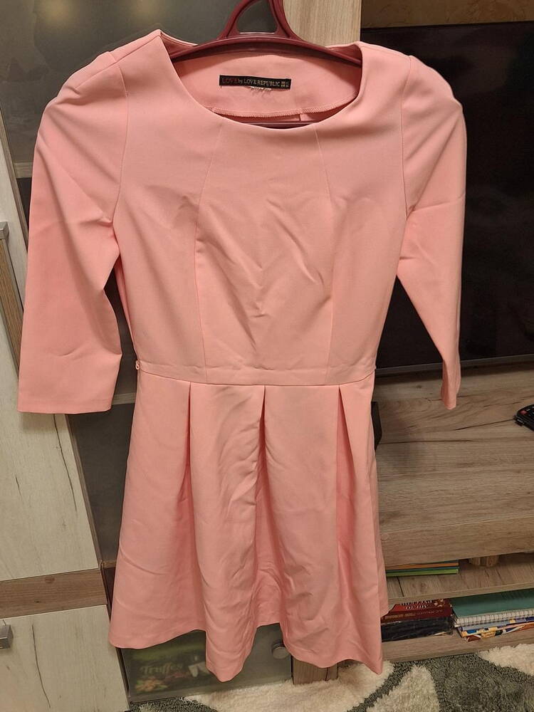 Платье розовое с запахом шир.  750, рис. 1