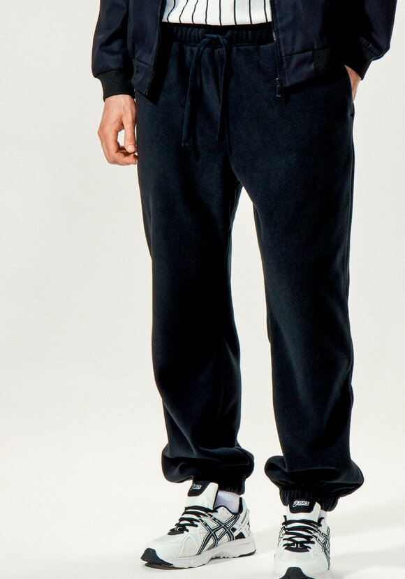 Брюки джоггеры на резинке по низу шир.  580, рис. 10