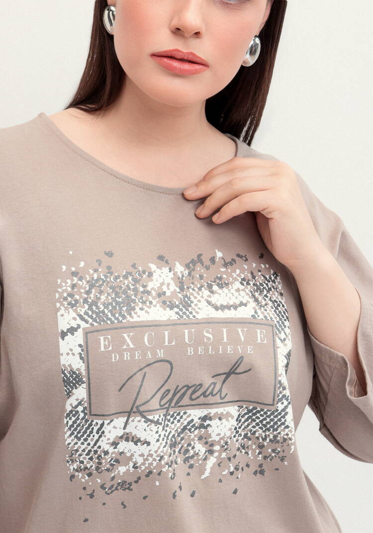 Туника с принтом на груди шир.  750, рис. 22