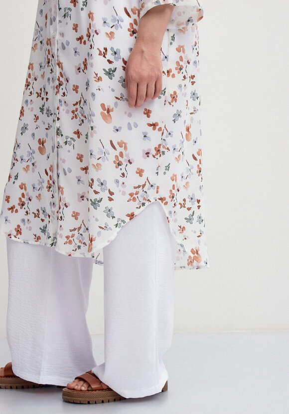 Рубашка с флористическим принтом шир.  580, рис. 29