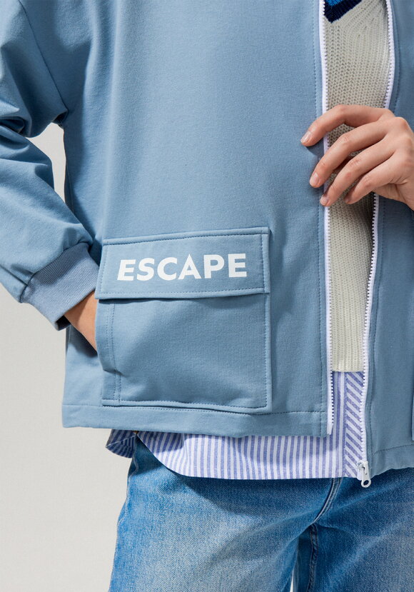 Бомбер с кулиской по низу шир.  580, рис. 29