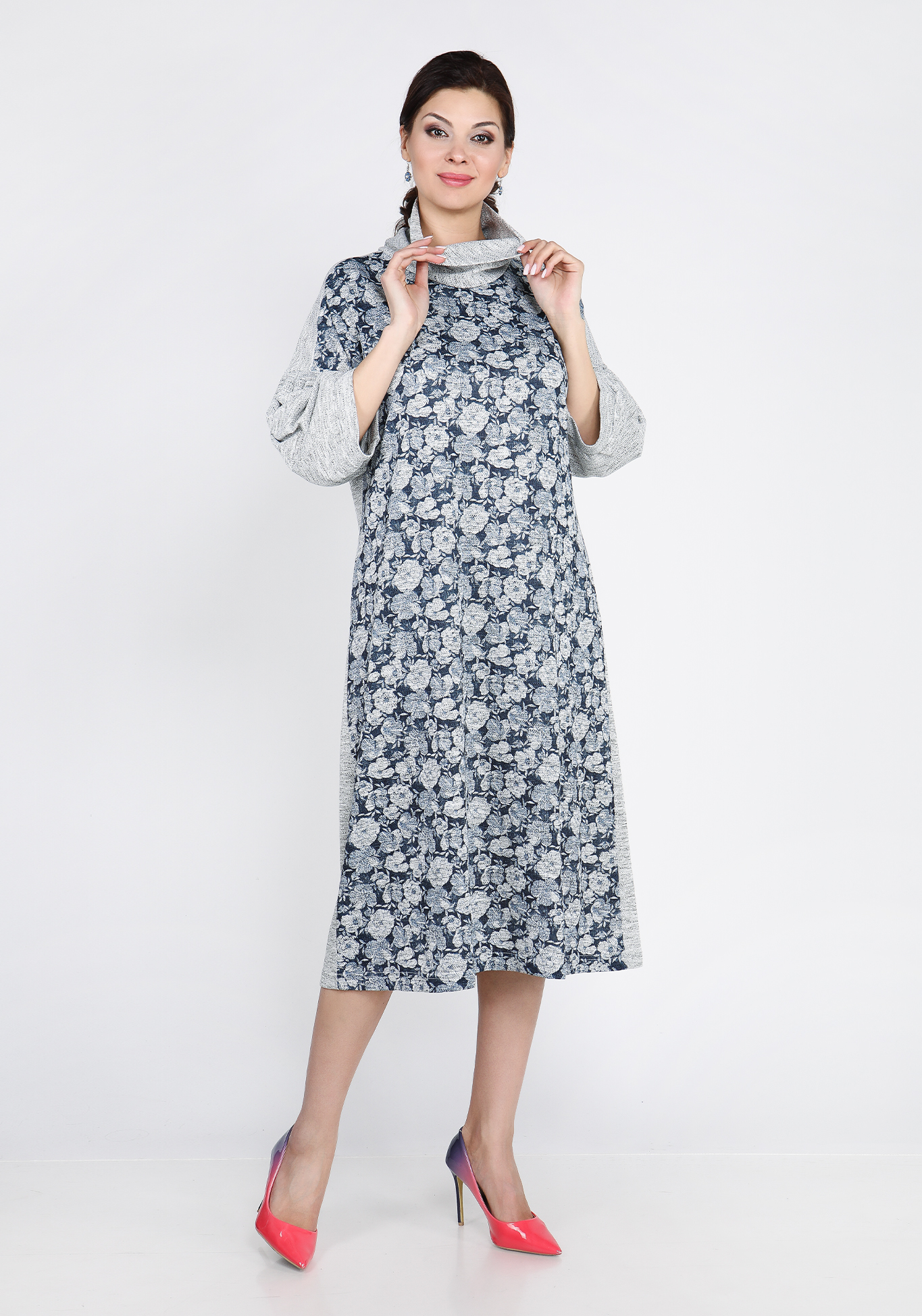 Платье "Роскошная красавица" Синель, размер 50, цвет серый - фото 1