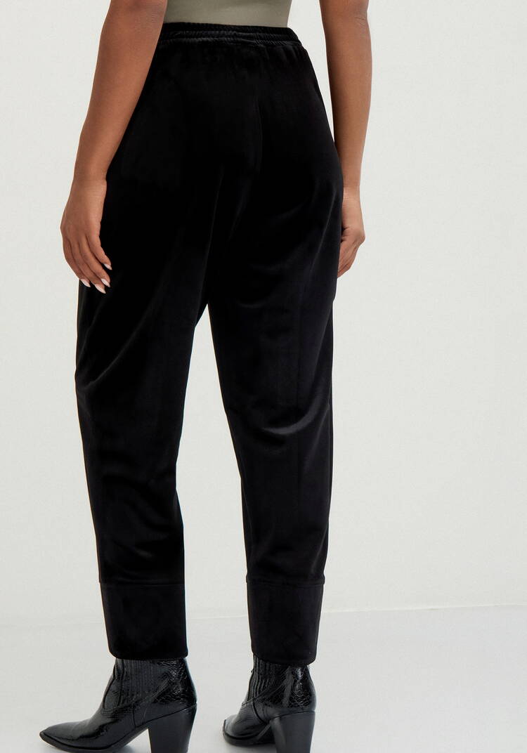 Брюки бананы из бархата Нелли шир.  750, рис. 11