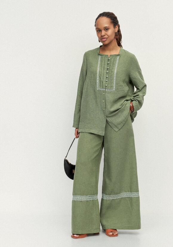 Блуза изо льна с вставками кружева шир.  580, рис. 8