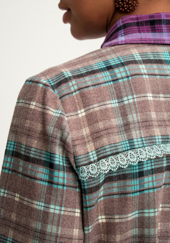 Платье-рубашка в клетку на пуговицах шир.  580, рис. 18