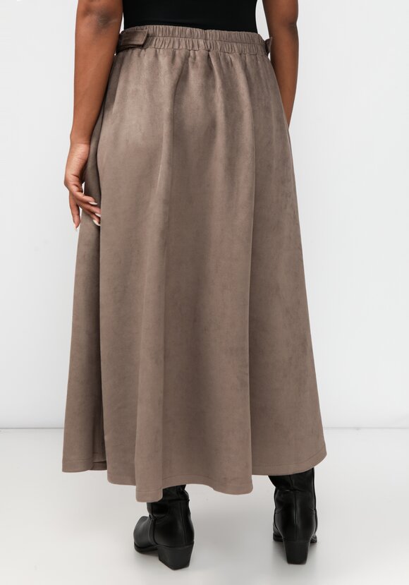 Юбка из экозамши А-силуэта шир.  580, рис. 13