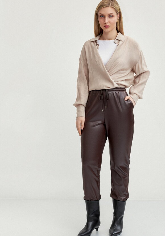 Брюки из трикотажа под кожу шир.  580, рис. 7