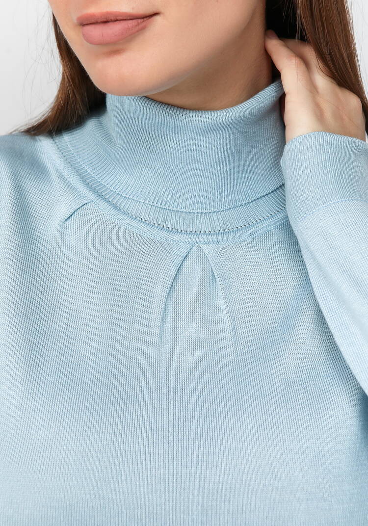 Водолазка с защипами у горловины шир.  750, рис. 44