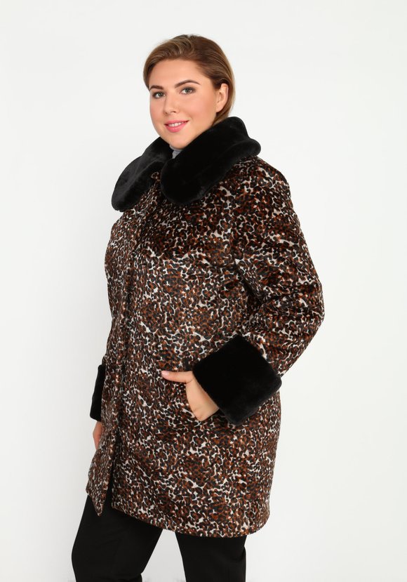 Шуба с контрастными манжетами и воротником шир.  580, рис. 1