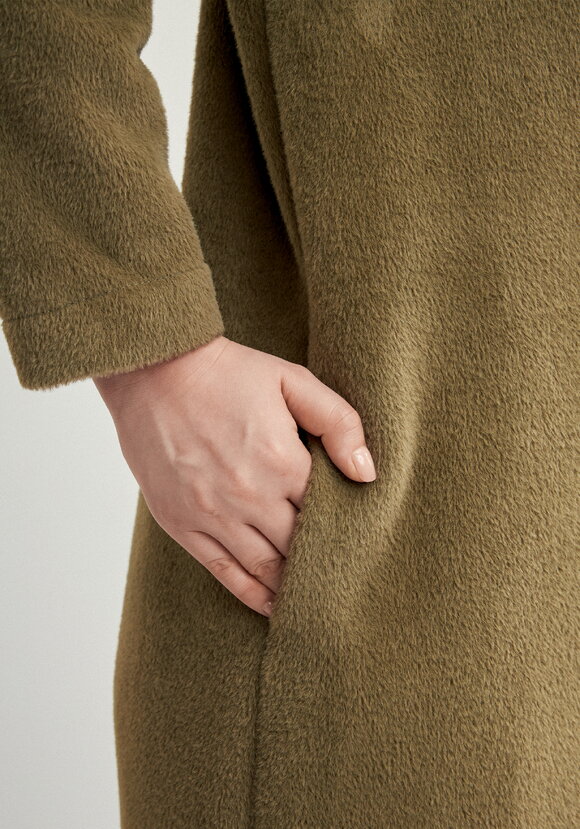 Кардиган удлиненный с пушистым ворсом шир.  580, рис. 7