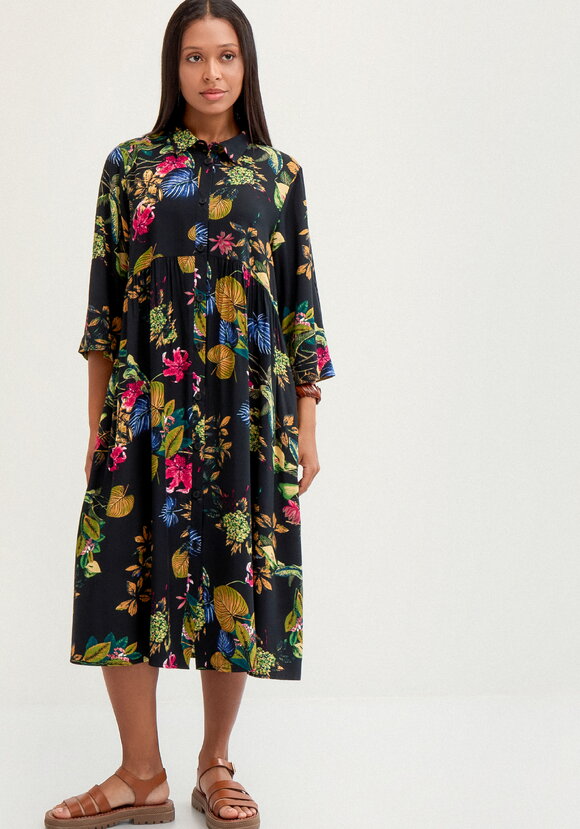 Платье рубашка с тропическим принтом шир.  580, рис. 4