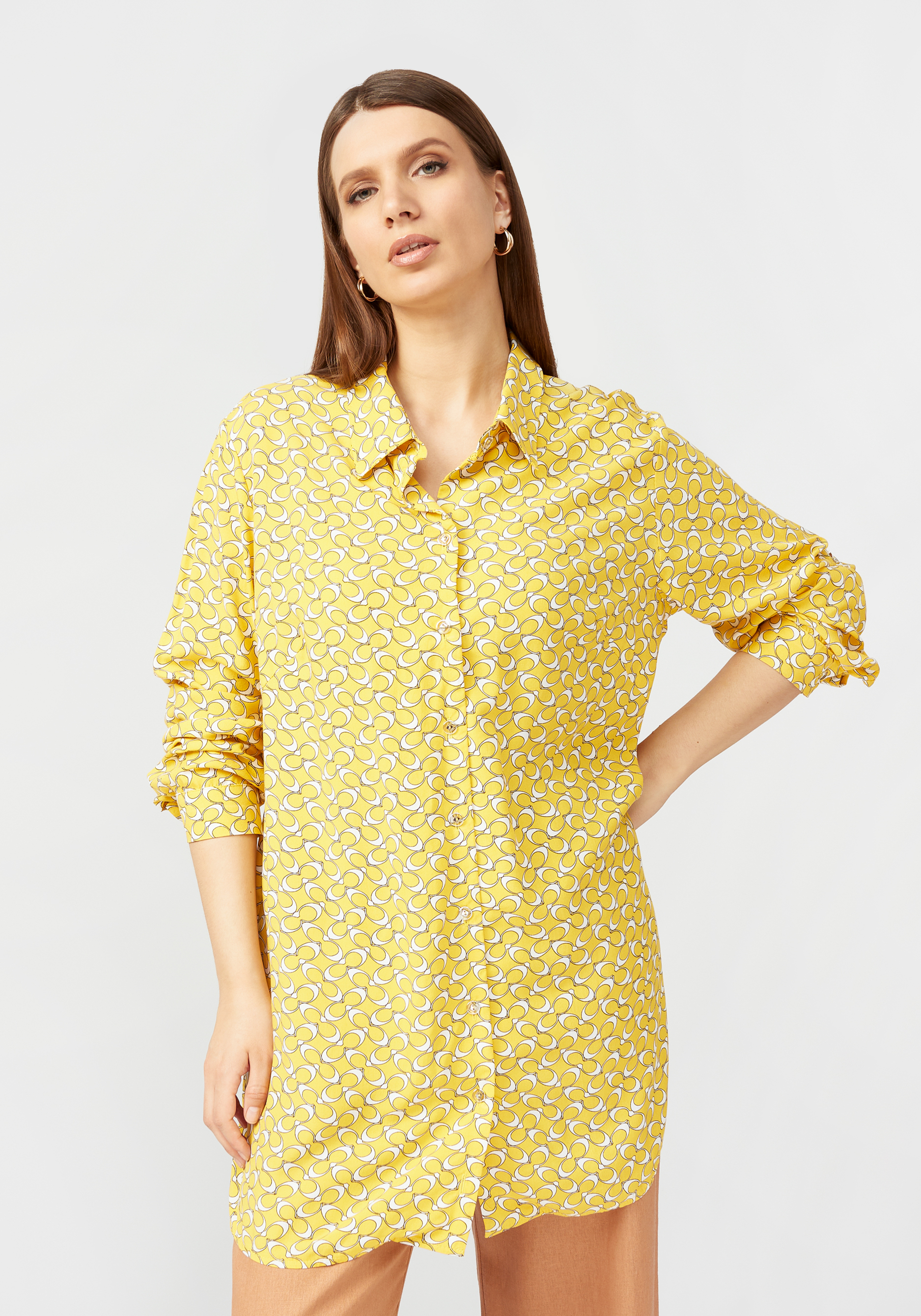 блуза однотонная с воротником Блуза с отложным воротником на стойке
