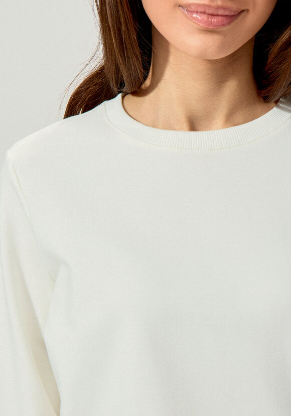 Лонгслив с нашивкой на спине шир.  580, рис. 7