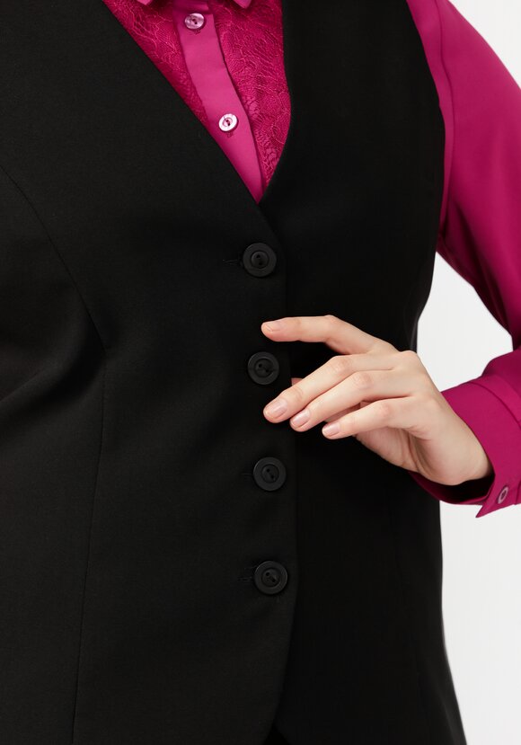 Жилет классический на пуговицах шир.  580, рис. 18