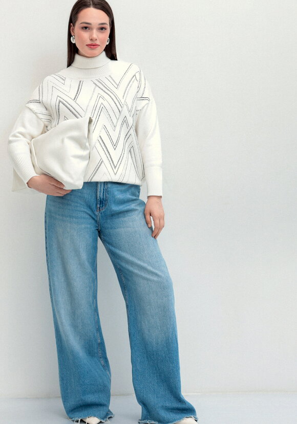 Свитер с геометрическим рисунком из страз шир.  580, рис. 19