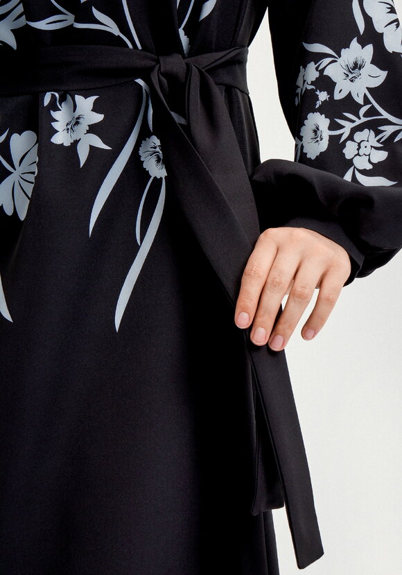 Платье с цветочным принтом А-силуэта шир.  580, рис. 15