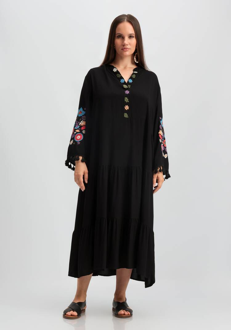 Платье ярусное с вышивкой и бахромой шир.  750, рис. 4