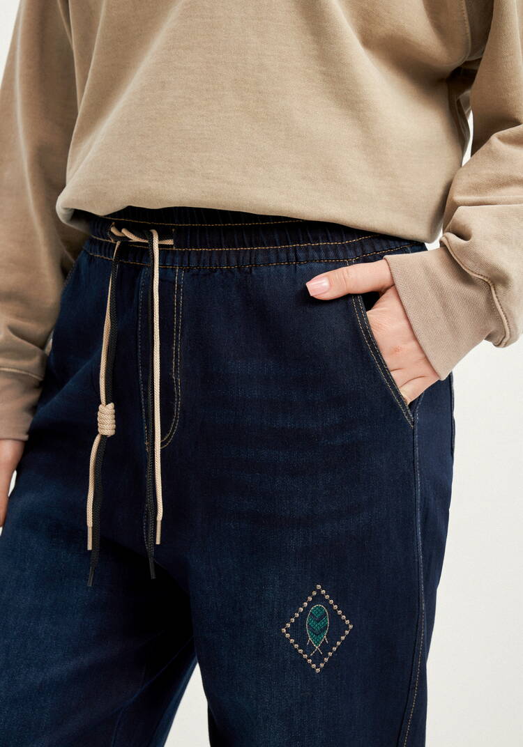 Брюки бананы с миниатюрной вышивкой шир.  750, рис. 5