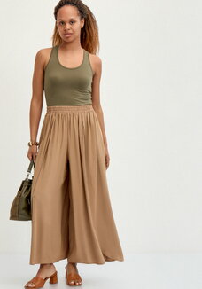 Брюки свободного кроя с запахом